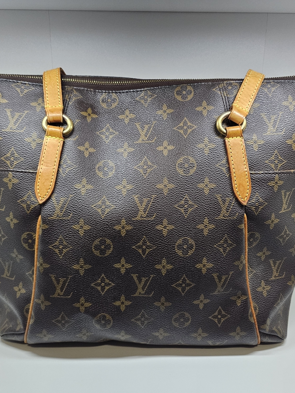 Louis Vuitton Totally MM Monogram Tote in Brown & Tan Leather Accents